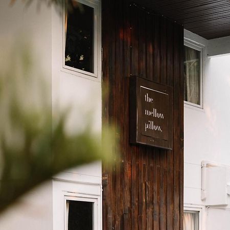 The Mellow Pillow Hotel @ Chiang Mai Gate Exterior photo