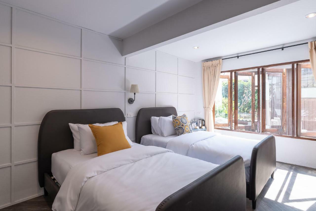 The Mellow Pillow Hotel @ Chiang Mai Gate Exterior photo