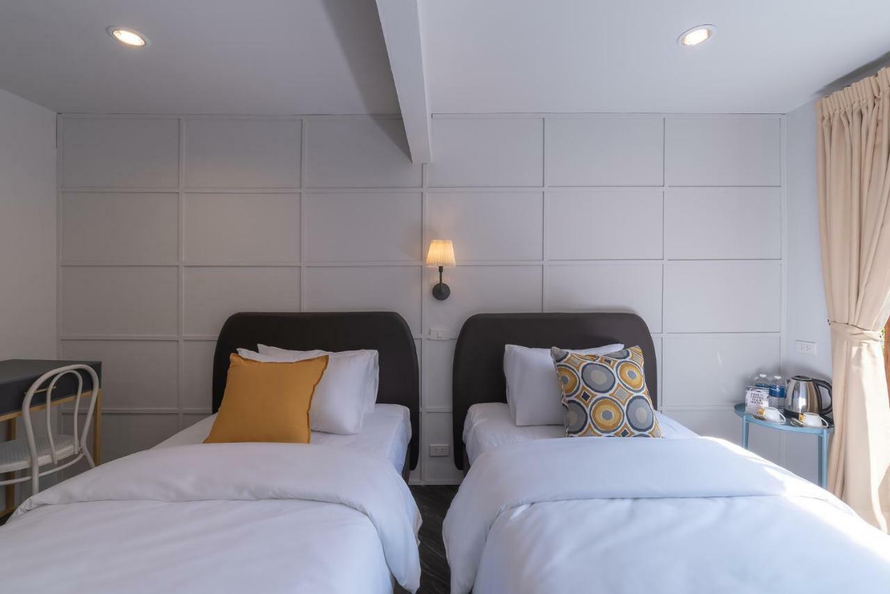 The Mellow Pillow Hotel @ Chiang Mai Gate Exterior photo