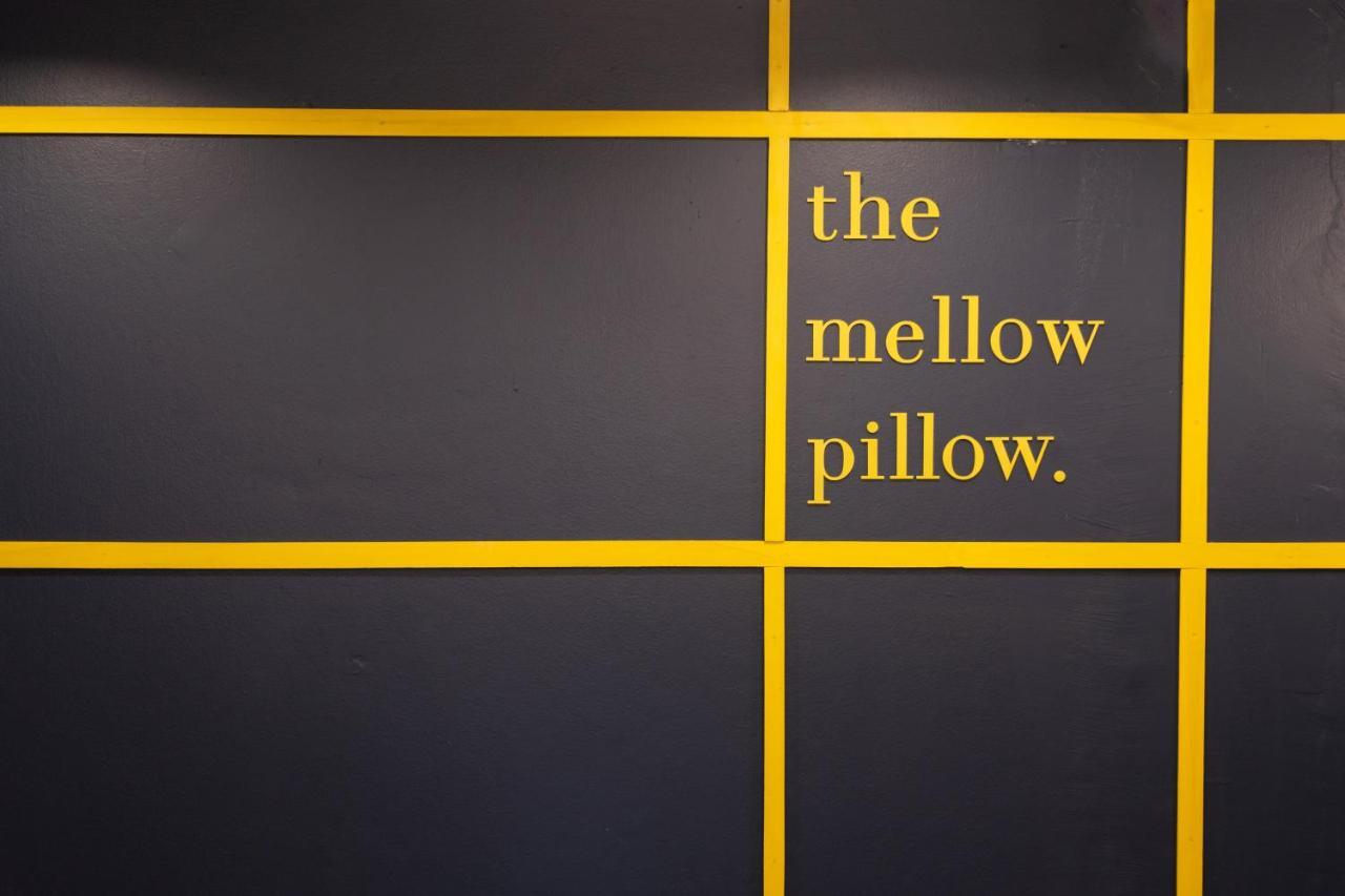 The Mellow Pillow Hotel @ Chiang Mai Gate Exterior photo
