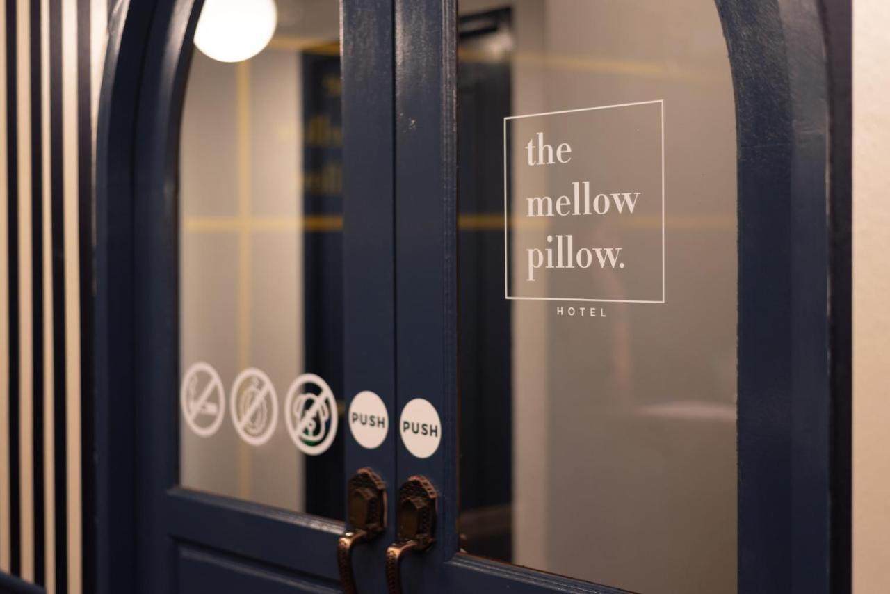 The Mellow Pillow Hotel @ Chiang Mai Gate Exterior photo